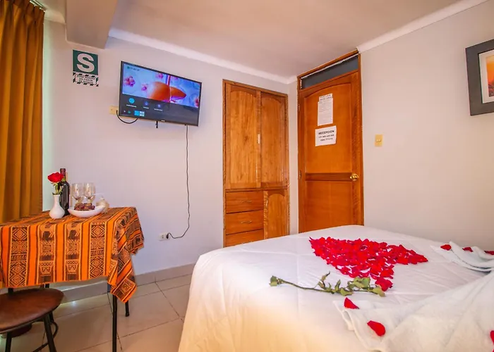 Hotel Aloinkahotels 2*